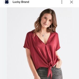 Cute silky top